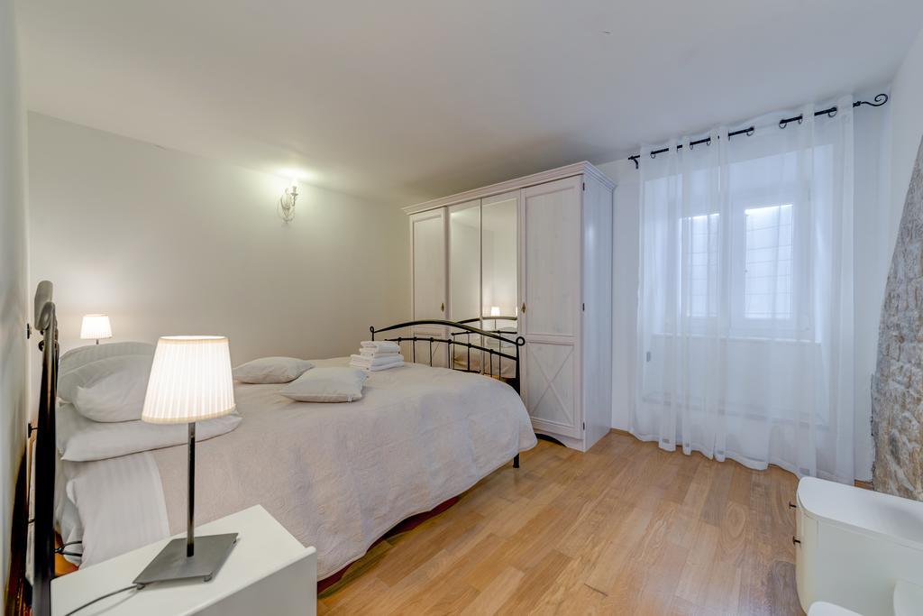 Temple Luxury Apartments & Rooms Split Exterior photo